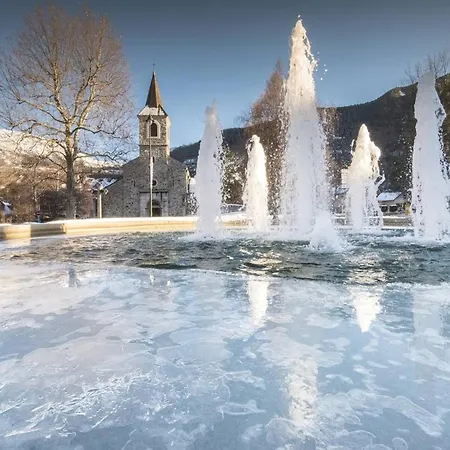 4 Personnes A Lary Village - Fr-1-296-231